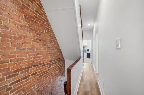 2646 Russell Blvd, Saint Louis MO 63104-2608 exterior