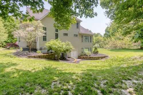 1920 76th St, Byron Township MI  49315-8520 exterior