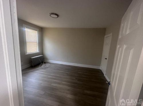 777 Gadek Pl, Perth Amboy NJ  08861-2907 exterior