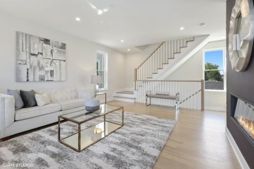 715 48th St, Chicago IL 60609-1803 exterior