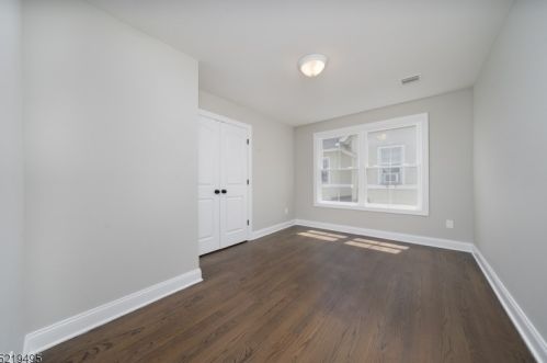 26 Minton Ave, Chatham Township NJ  07928-2740 exterior