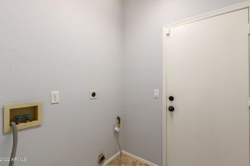 21824 44th Pl, Phoenix AZ 85050-6935 exterior