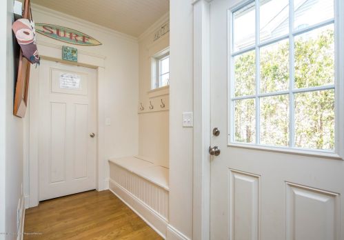 16 Park Ave, Locust NJ 07760-1524 exterior