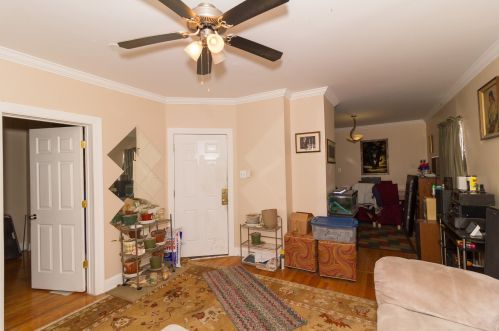 6243 Campbell Ave, Chicago IL 60659-2807 exterior