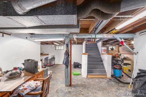 120 Grant St, Portland MI 48875-1532 exterior