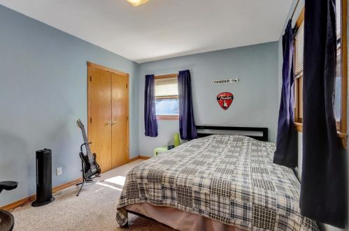 732 97, Milwaukee WI 53214-2618 exterior