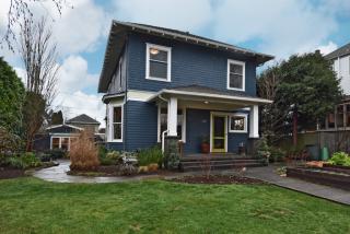 1621 4 Ave, Seattle WA  98109-2929 exterior