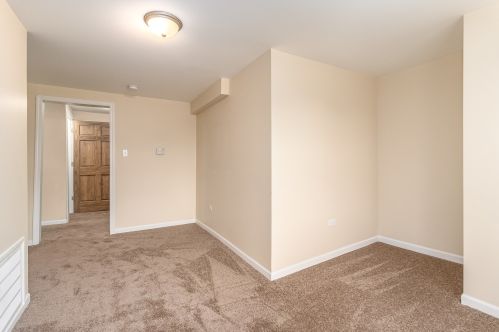 101 Eastern Ave, Joliet IL 60433-1034 exterior