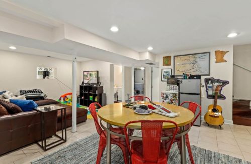 1740 Nagle Ave, Chicago IL 60706-4805 exterior