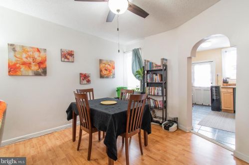 2542 Marshall St, Philadelphia PA 19148-4633 exterior