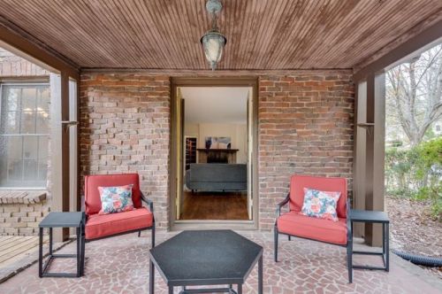 1289 Beech Vly Rd, Atlanta GA 30306-3123 exterior