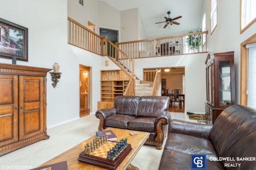 1928 Appaloosa Dr, Naperville IL 60565-6714 exterior