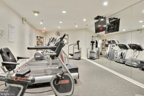 337 Fayette St, Alexandria VA 22314-2201 exterior