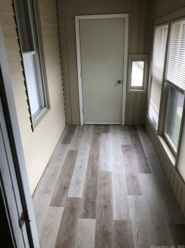 33 Sunrise Ave, New Britain CT  06051-2120 exterior