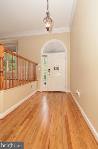 3810 Elmwood Towne Way, Alexandria VA  22303-1161 exterior