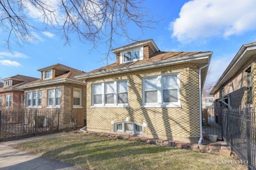 3344 Hamilton Ave, Chicago IL  60608-6034 exterior