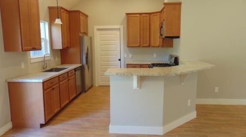 2103 Lone Rock Dr, Humble, TX 77339-1717