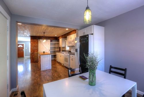 930 Peralta St, Pittsburgh PA 15212-8003 exterior