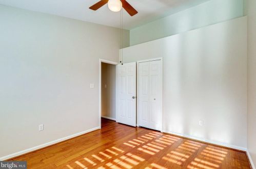 6026 Lands End Ln, Alexandria VA 22315-2669 exterior