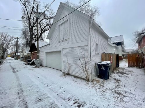 2159 Sherman Blvd, Milwaukee WI  53208-1212 exterior