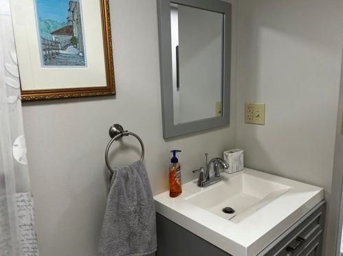 1477 Prospect Rd, Pittsburgh PA 15227-3733 exterior