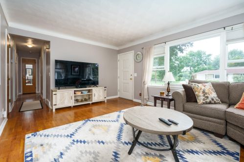 6813 Bratcher St, Kalamazoo MI  49024-3479 exterior