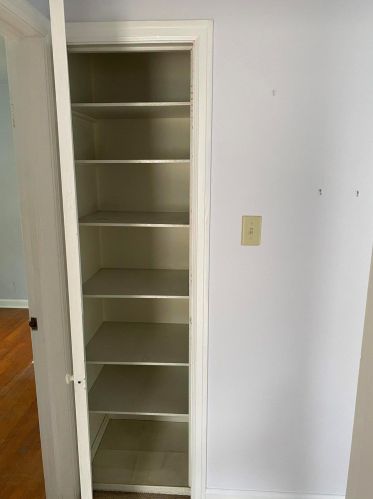 2820 53rd St, Milwaukee, WI 53210-1613