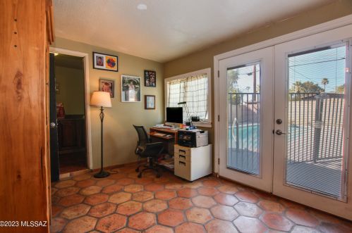 752 Edgewater Dr, Tucson AZ 85704-2412 exterior