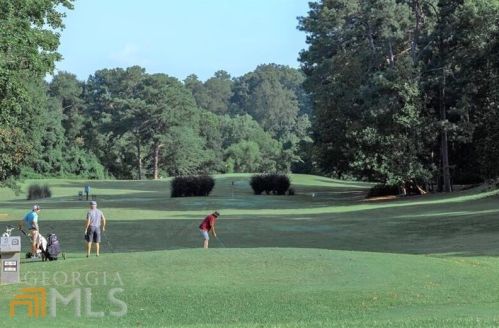 161 Lablanc Way, Atlanta GA  30327-1082 exterior