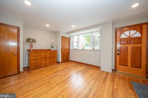 1309 Dickinson St, Philadelphia PA 19147-6221 exterior