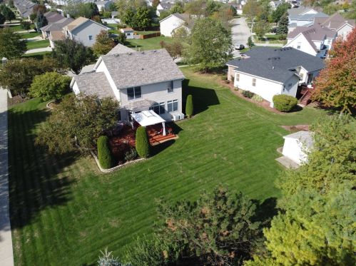 422 Raven Rd, Joliet IL 60404-0648 exterior