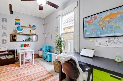 4214 Bernard St, Chicago IL 60618-1104 exterior