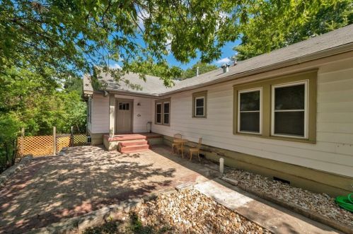 1710 5th St, Austin TX  78702-4432 exterior