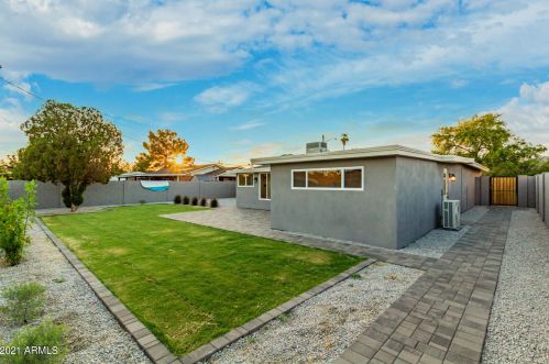 3041 Elm St, Phoenix AZ  85016-5036 exterior