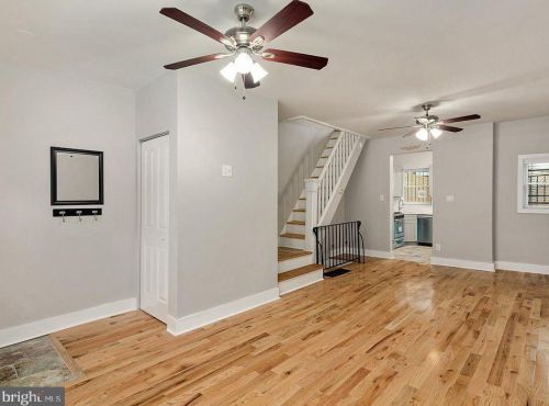 2527 Marshall St, Philadelphia PA  19148-4632 exterior