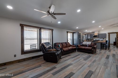 39510 12th St, Phoenix AZ  85086-7336 exterior