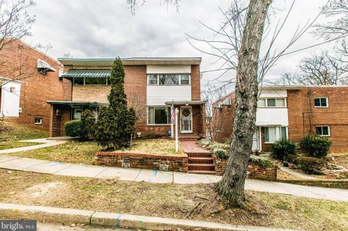 132 Urell Pl, Washington, DC 20011-7411