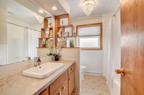 4510 Odana Rd, Madison WI  53711-1445 exterior