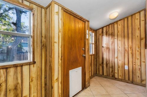 8504 22 St, Tampa FL 33612-7021 exterior