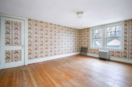 34 Geneva St, Springfield MA 01151-1807 exterior