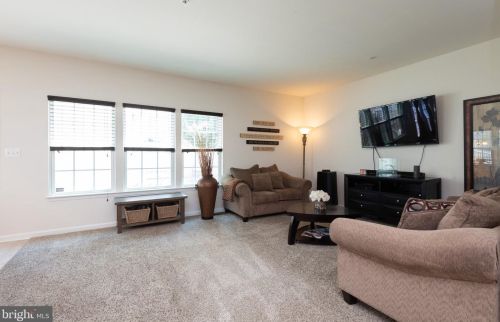 13723 Port Commerce Ct, Accokeek MD 20607-3781 exterior