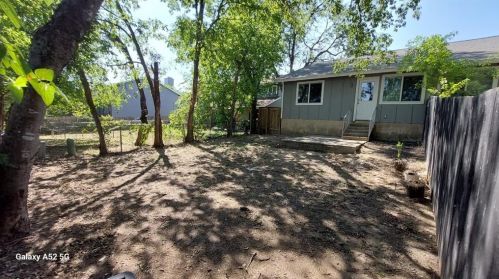 200 Clearday Dr, Austin TX  78745-5610 exterior