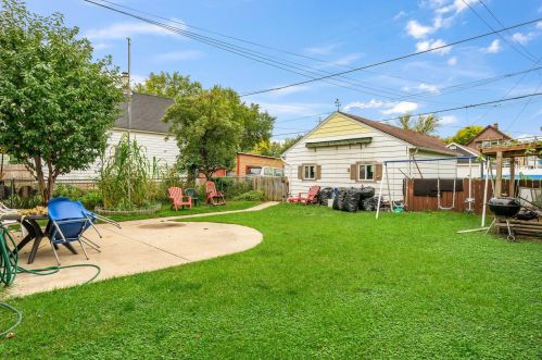 2861 7 St, Milwaukee WI 53215-3907 exterior