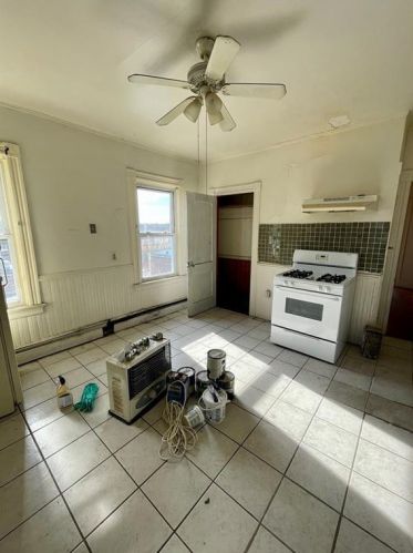 15 Julian St, Providence RI 02909-2715 exterior