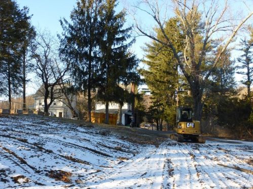 189 New Haven Ave, Derby CT 06418-2521 exterior