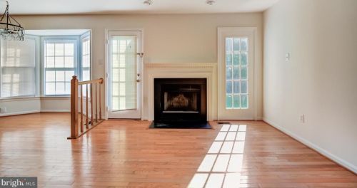 6733 Morning Ride, Alexandria VA 22315-5057 exterior