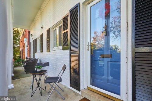 1308 Martha Custis Dr, Alexandria VA  22302-2025 exterior