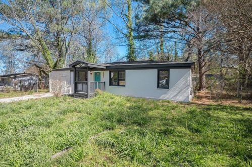 3667 Bolfair Dr, Atlanta GA  30331-3305 exterior