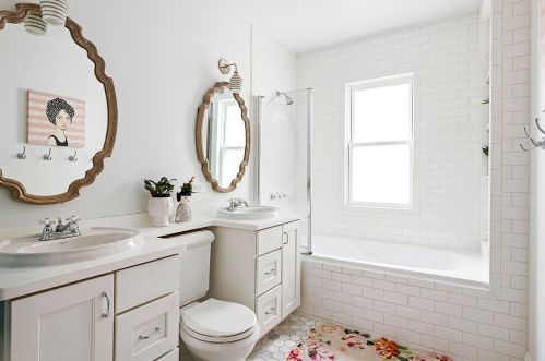 2818 Albany Ave, Chicago IL 60618-7605 exterior