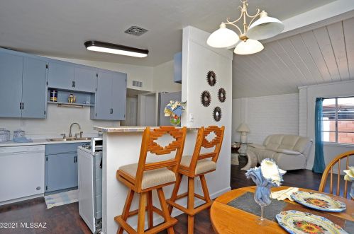 513 Catalina Ave, Tucson, AZ 85711-4833